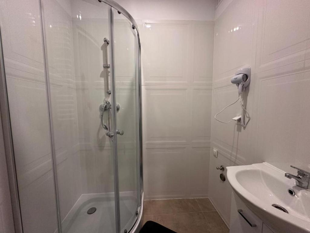 Apolla 34 Lejlighedshotel Poznań Eksteriør billede