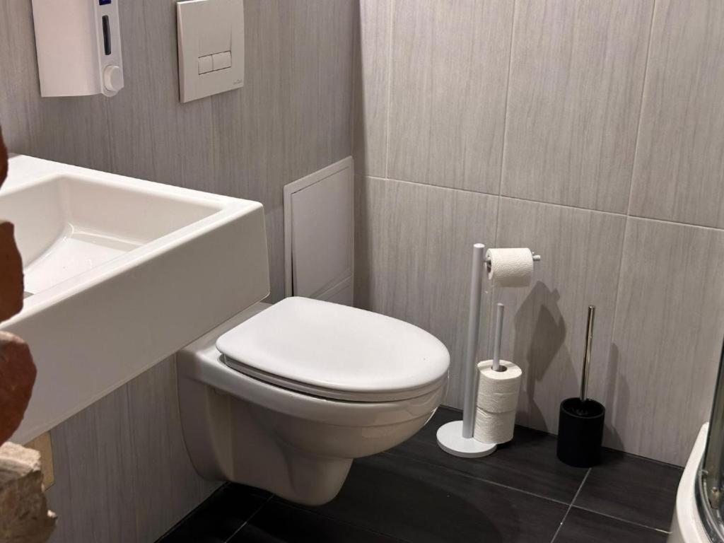 Apolla 34 Lejlighedshotel Poznań Eksteriør billede
